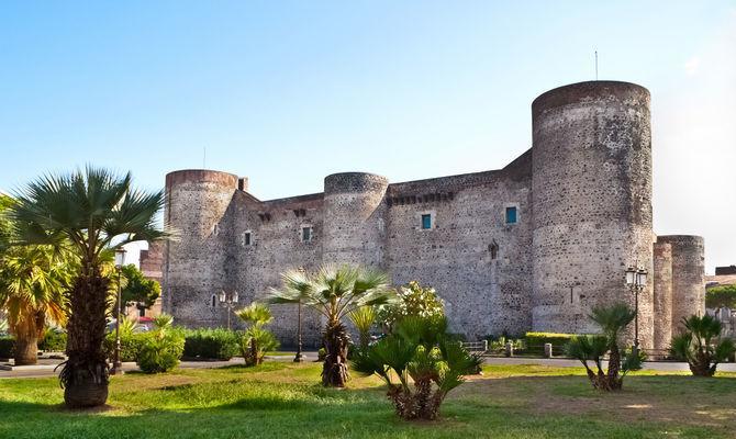 فيلا La Finestra Sul Castello كاتانيا المظهر الخارجي الصورة