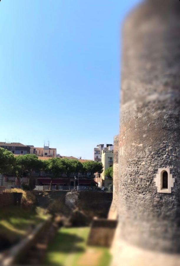 فيلا La Finestra Sul Castello كاتانيا المظهر الخارجي الصورة