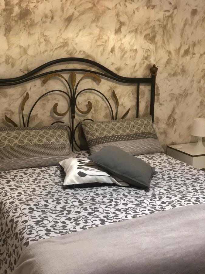 فيلا La Finestra Sul Castello كاتانيا المظهر الخارجي الصورة